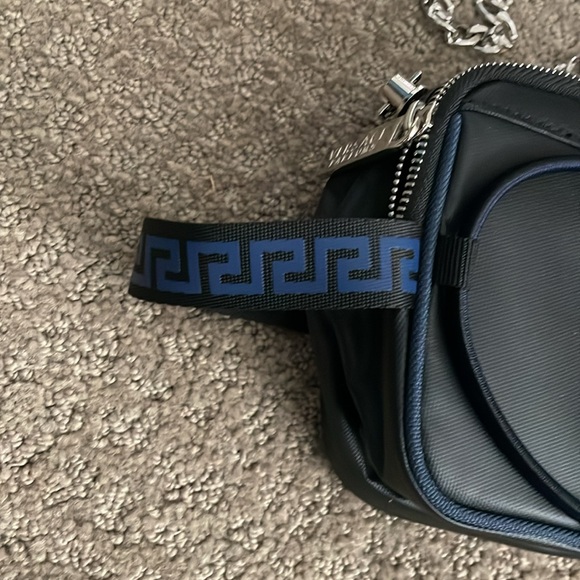 NWOT Versace Parfums Bag - Picture 3 of 8